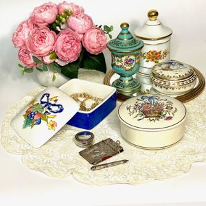 Шкатулки, баночки