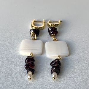 Серьги.
