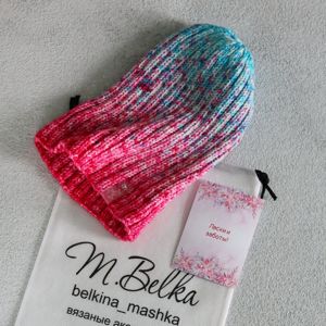 Яркие шапки на весну