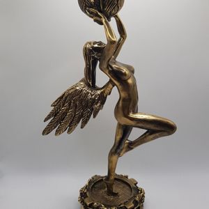 Подсвечники