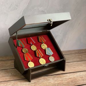 Шкатулки для медалей и орденов