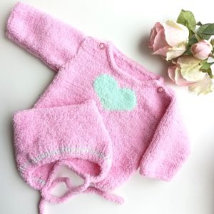 Вязаная одежда для малышей.