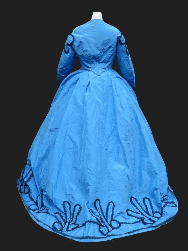 Великолепные французские платья 19 века: Идеи и вдохновение в журнале ...