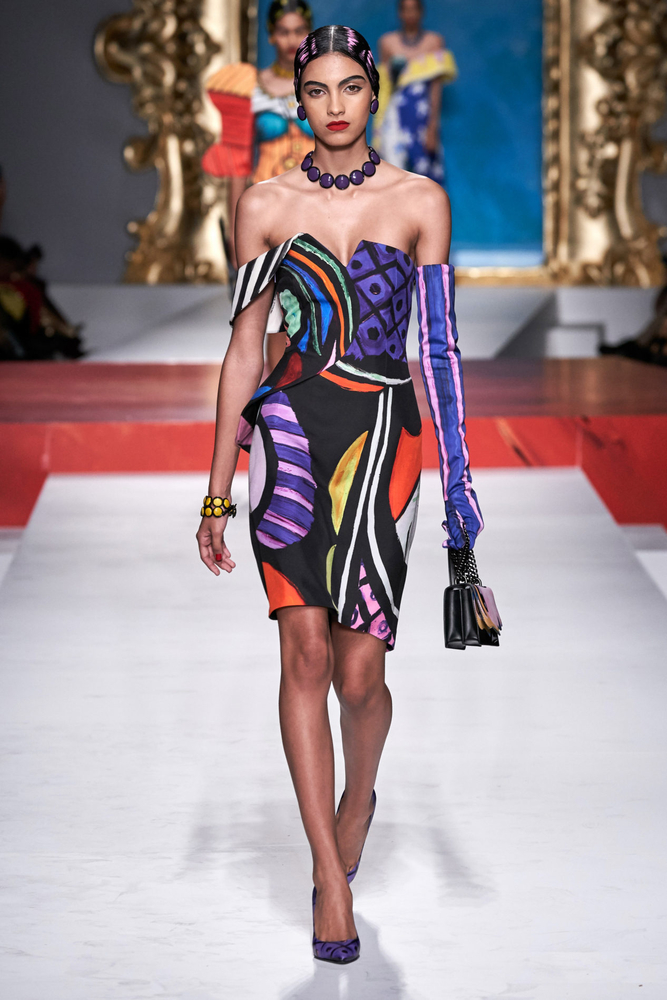Picasso's Cubism Burst Onto Catwalk: 27 Outfits From New Moschino Ready ...
