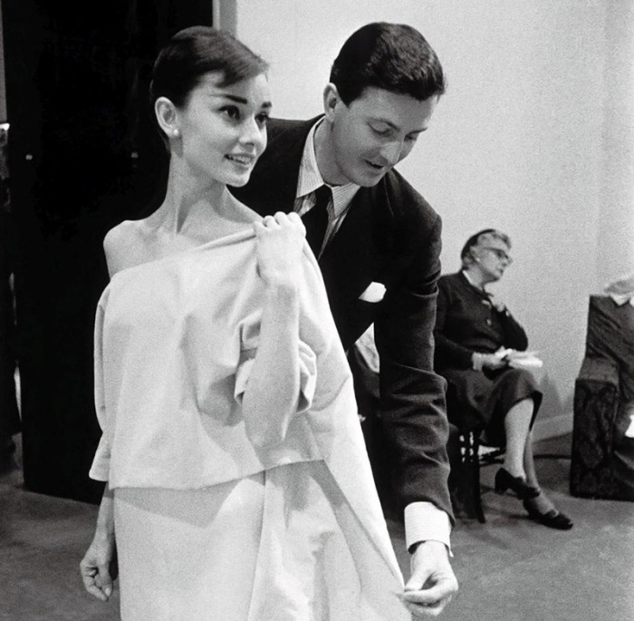 Жас қыздардың жыныстық қатынасы