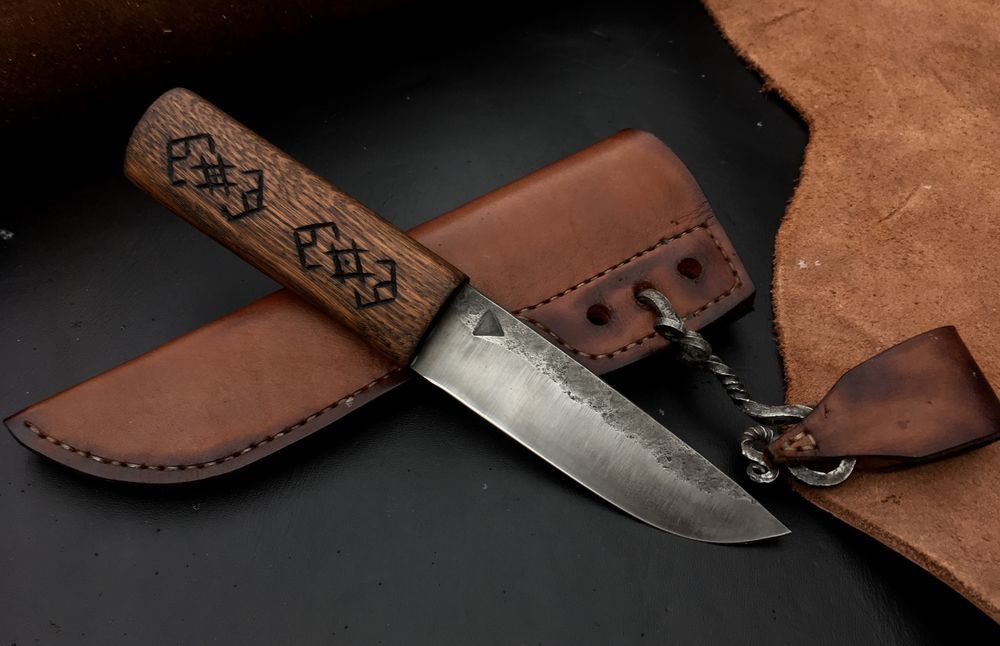 Якутские ножи в современном мире: адаптация традиционных ножей для новых задач.