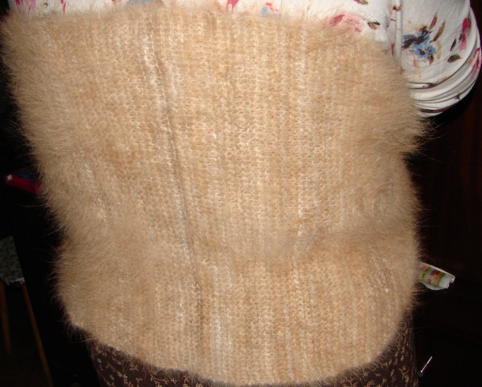 Вязаные пояса для спины согревающий. Пуховые пояса. Пуховые пояса. Пуховые пояса. Пуховые пояса.