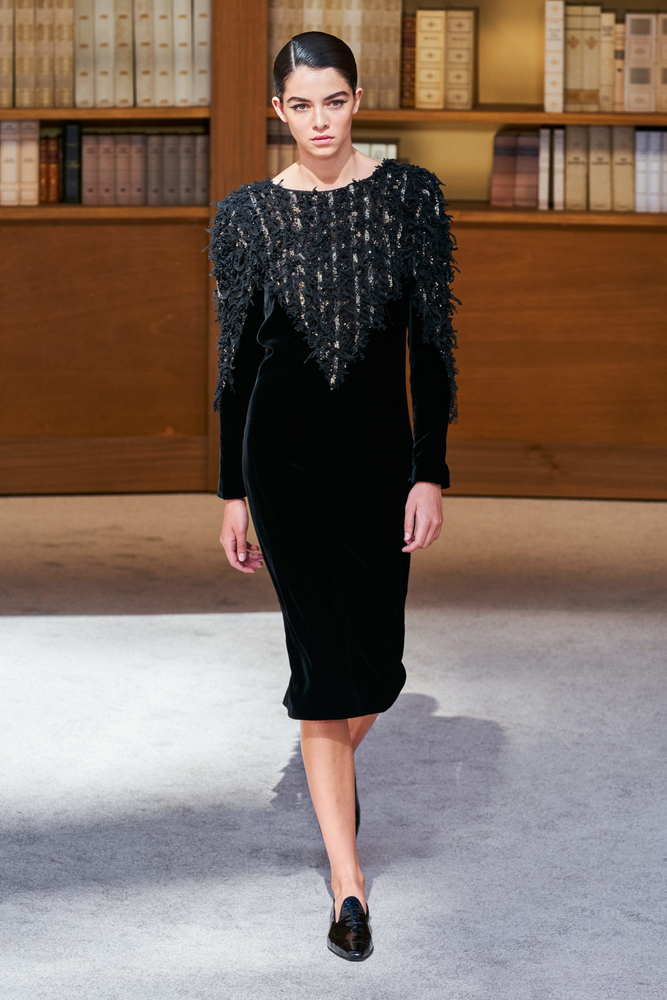 Fashionable Library: TOP35 Outfits from Chanel Fall/Winter Collection ...