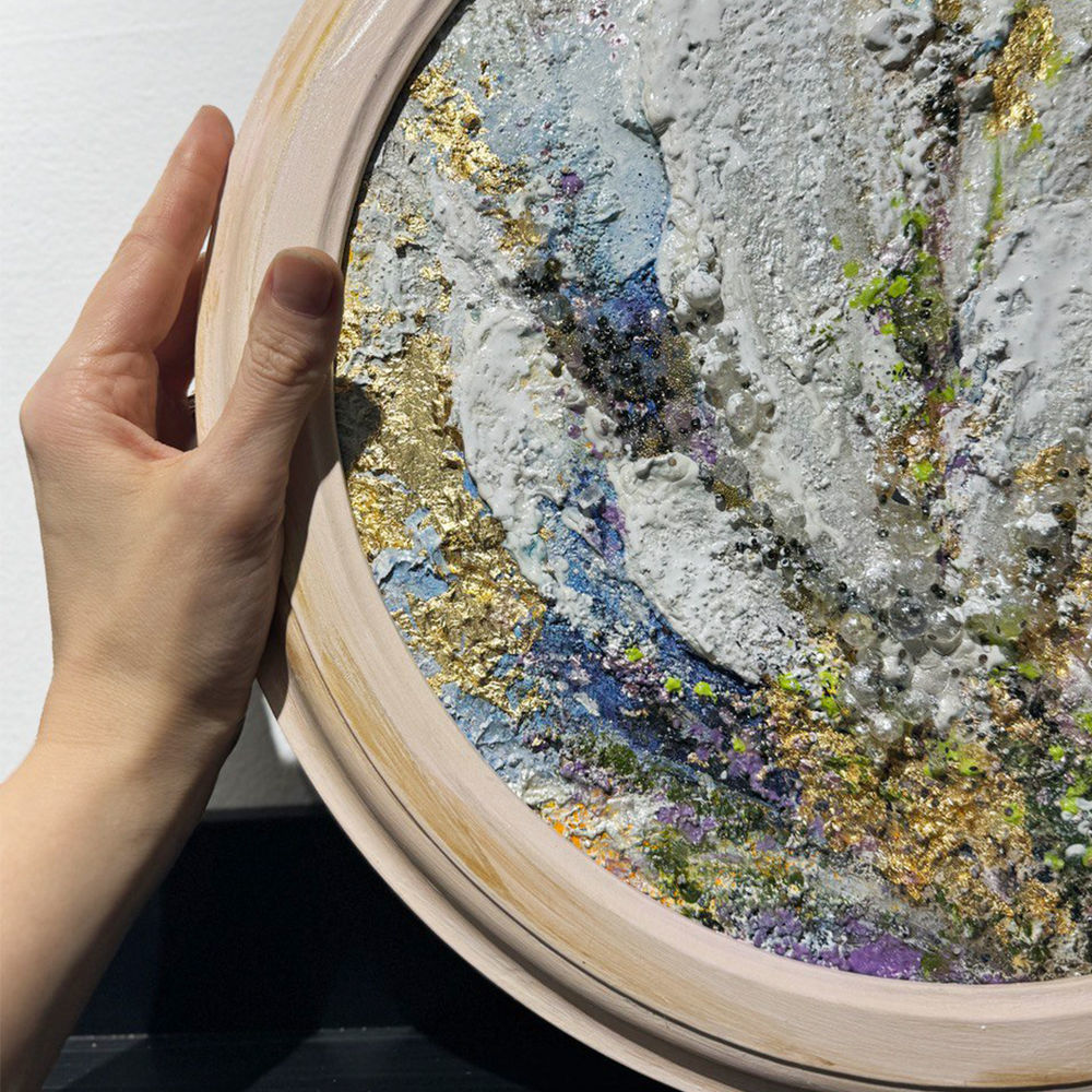 Детализированная кружевная миниатюра крупным планом