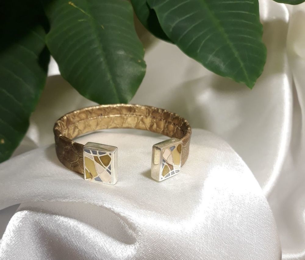 Особенности выбора ежевичной кожи