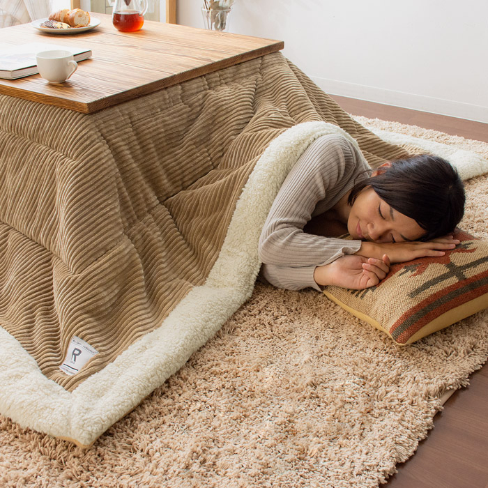 Как провести зиму, не вылезая из-под одеяла японский стол, который вы точно захотите иметь у себя дома, фото № 13