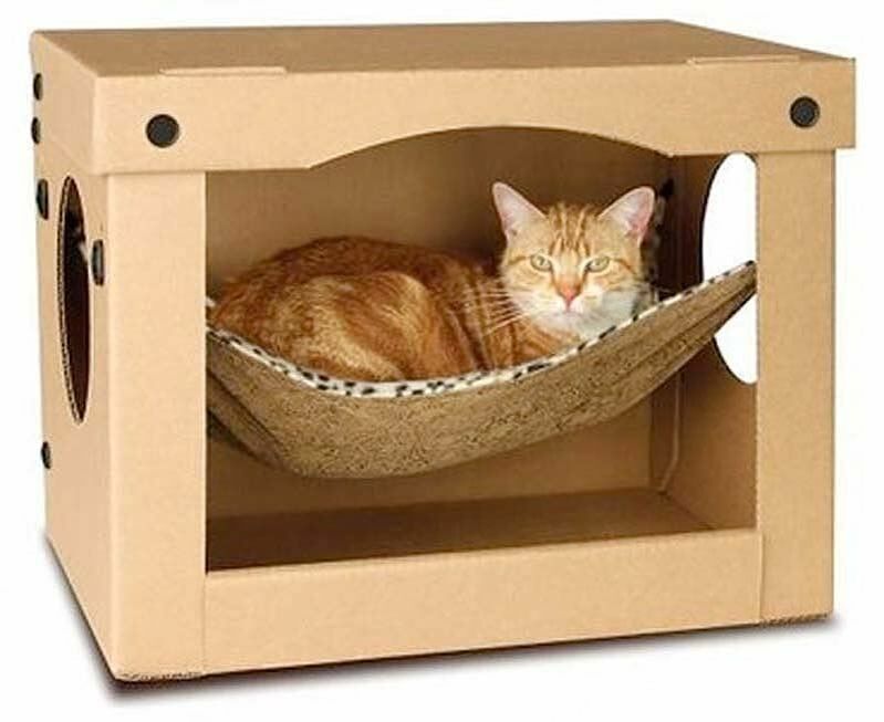 Лежанка (лежак) для кошки своими руками из коробки DIY / домик для кота
