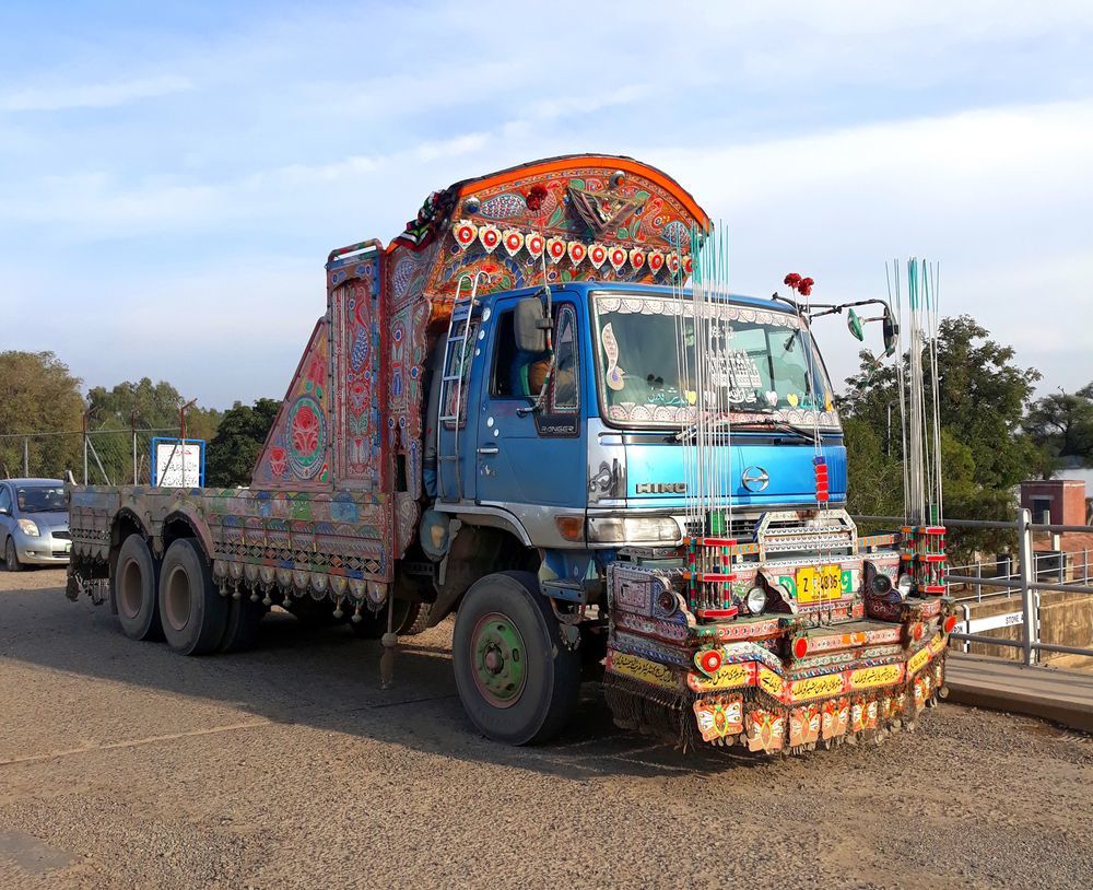 Truck Art — pасписные грузовики в Пакистане: Идеи и вдохновение в журнале  Ярмарки Мастеров