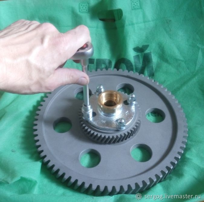 Мастерим винный столик, фото № 5