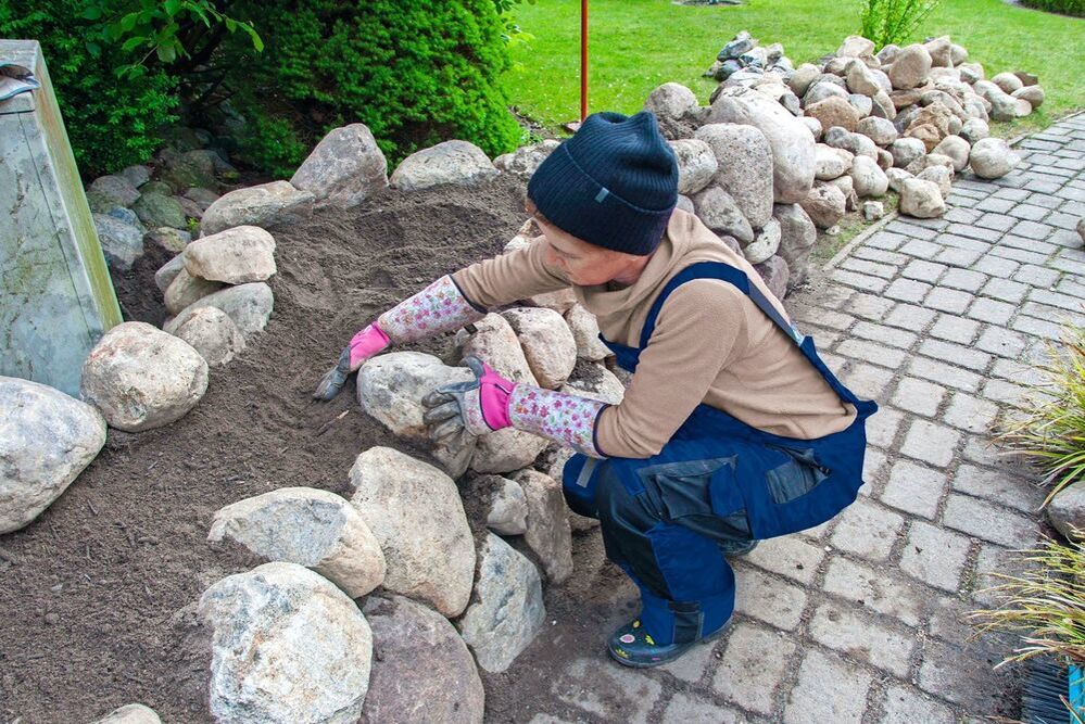 8 фото - Грядки из камней в огороде