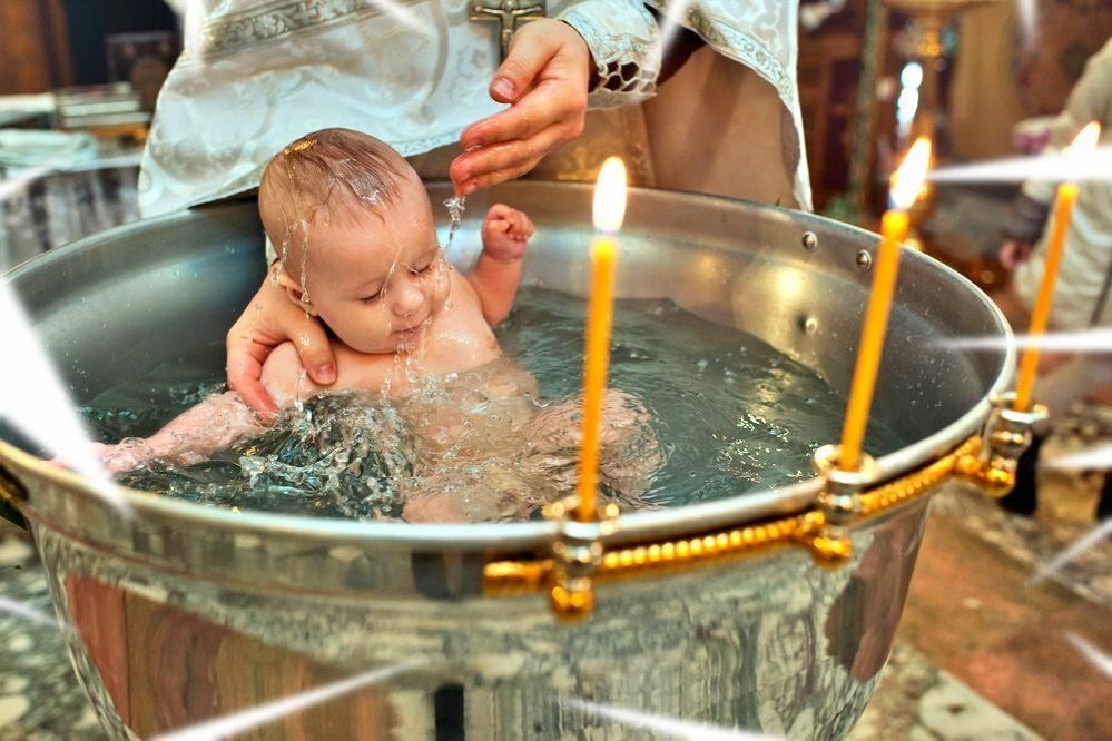 В епархии рассказали, какую молитву нужно произнести перед крещенским купанием