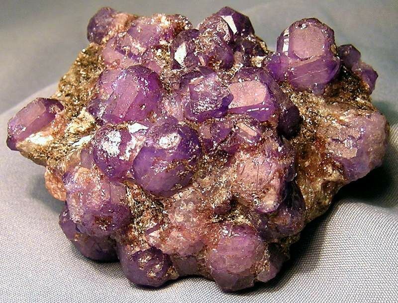 12 самых красивых фиолетовых камней! От чароита до сиреневого опала!, фото № 7
