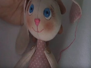 Видео мастер-класс: как сшить текстильного зайчика. Часть 1. Ярмарка Мастеров - ручная работа, handmade.