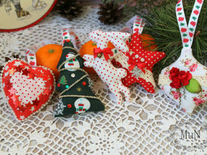 Делаем текстильные ёлочные игрушки своими руками: видео мастер-класс. Ярмарка Мастеров - ручная работа, handmade.