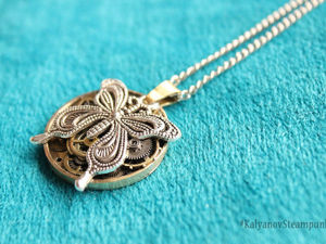 Стимпанк-кулон с бабочкой «Воспоминания о лете». Ярмарка Мастеров - ручная работа, handmade.