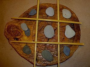 Настольная игра "Первобытный прародитель  шашек". Ярмарка Мастеров - ручная работа, handmade.