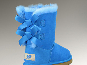 Дизайн вышивки логотипа UGG Australia