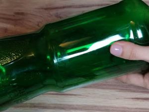 Украшение бутылок на Новый год Преимущества украшений из пластиковых бутылок