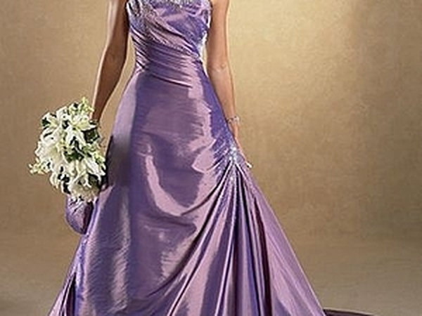 Фиолетовый цвет: как придать свадьбе особый характер?