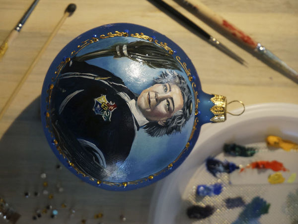 Painting Christmas Ball: Madame Hooch from Harry Potter Books | Livemaster - handmade