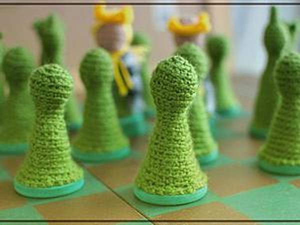Вязаные  шахматы Кати Коноплиной на Первом | Ярмарка Мастеров - ручная работа, handmade