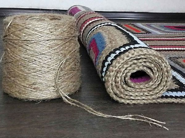 Варианты форм вязаных ковриков