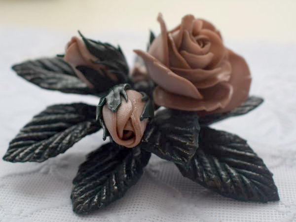 Creating Brooch ''Two-color Roses Bouquet'' | Livemaster - handmade
