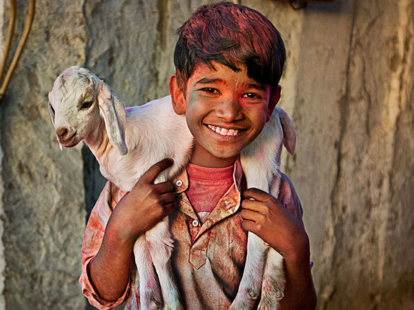 Same Deep Water As You: 35 Incredible Images From Lives Of People And Animals By Legendary Photographer Steve McCurry | Livemaster - handmade