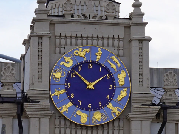 Часы казанского вокзала в москве
