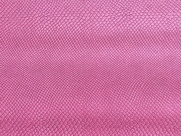 Сочетание тёмно-розового кожзама с тканями внутренней отделки | Ярмарка Мастеров - ручная работа, handmade