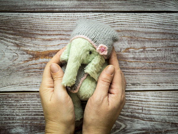 Video Tutorial: How to Sew Eyes on a Teddy Toy | Livemaster - handmade