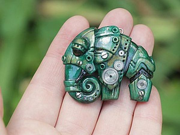 Sculpting a Biomechanic Elephant Brooch of Polymer Clay | Livemaster - handmade