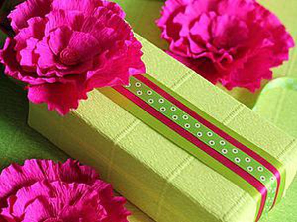 ः𝐬𝐨𝐟𝐭𝐬𝐮𝐧𝐫𝐢𝐬𝐞ः  Wrap flowers in paper, Paper flower decor, How  to wrap flowers