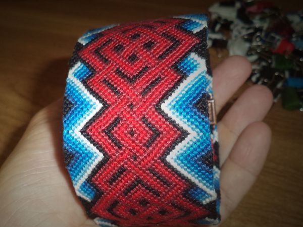 Сплетённые фенечки | Ярмарка Мастеров - ручная работа, handmade