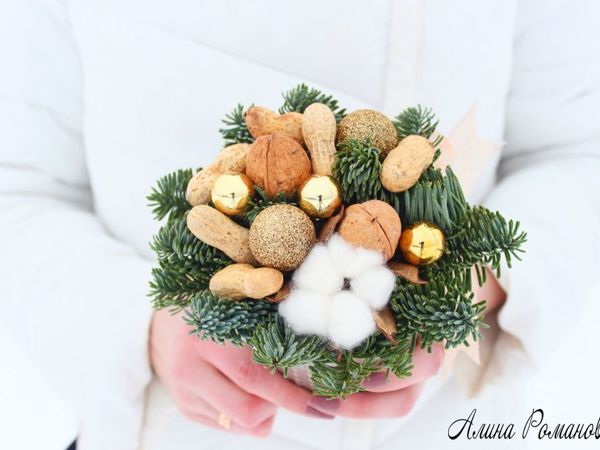 Video Tutorial: Christmas Composition in a Cup with Walnuts and a Sprig of Nobilis | Ярмарка Мастеров - ручная работа, handmade