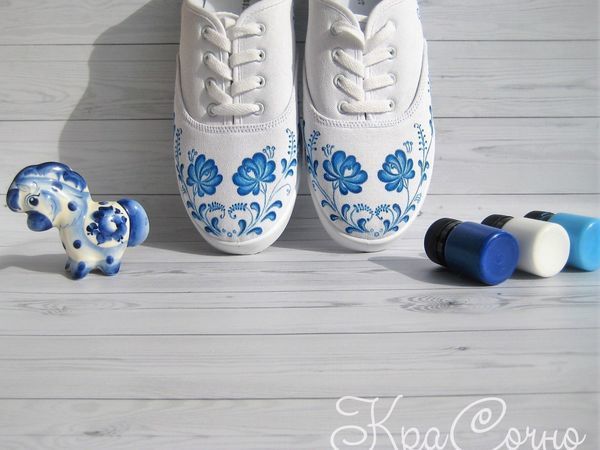 Create Bright Sneakers! DIY Project on Painting Your Shoes | Livemaster - handmade