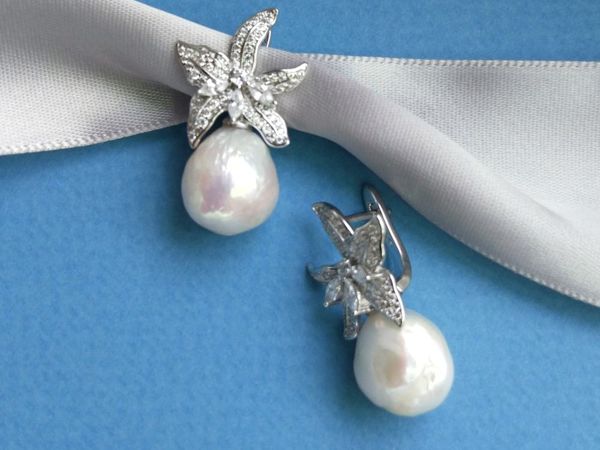 Серьги «Лилия» с барочным жемчугом | Ярмарка Мастеров - ручная работа, handmade