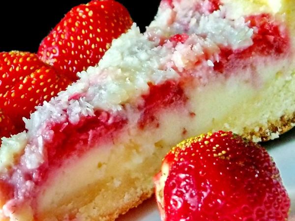 Творожный пирог с клубникой в духовке от Оли Pins | Ярмарка Мастеров - ручная работа, handmade