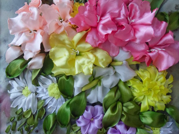 Тюльпаны своими руками — делаем цветы из гофрированной бумаги | Креаликум