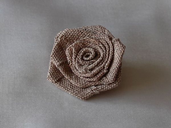 How to Make a Little Rose of Fabric | Livemaster - handmade