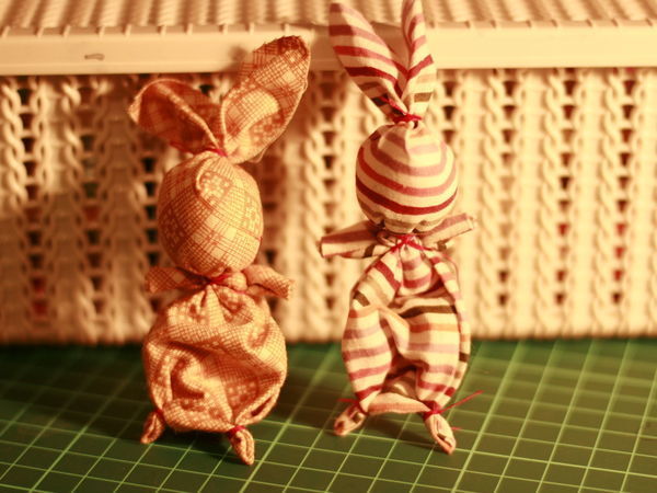 Мастерим игрушку «Зайчик на пальчик» | Ярмарка Мастеров - ручная работа, handmade