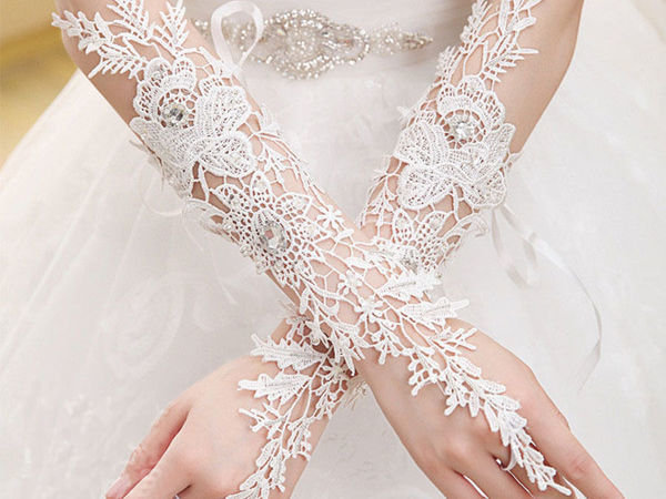 Перчатки для свадебного платья