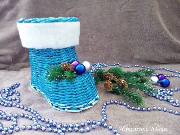 Плетем новогодний сапожок из бумажной лозы | Ярмарка Мастеров - ручная работа, handmade