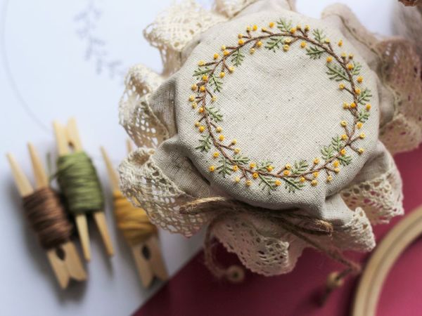 Как сделать текстильную крышку с вышивкой для баночки | Ярмарка Мастеров - ручная работа, handmade