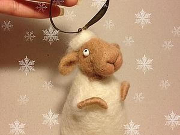 Валяем новогоднюю овечку | Ярмарка Мастеров - ручная работа, handmade
